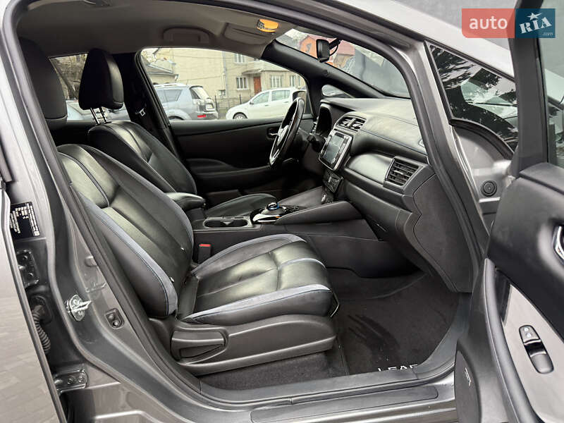 Хетчбек Nissan Leaf 2019 в Кременці