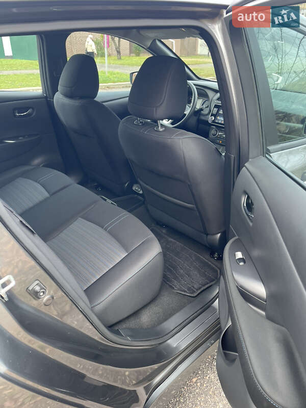 Хэтчбек Nissan Leaf 2024 в Кременчуге фото 14 Хэтчбек Nissan Leaf 2024 в Кременчуге