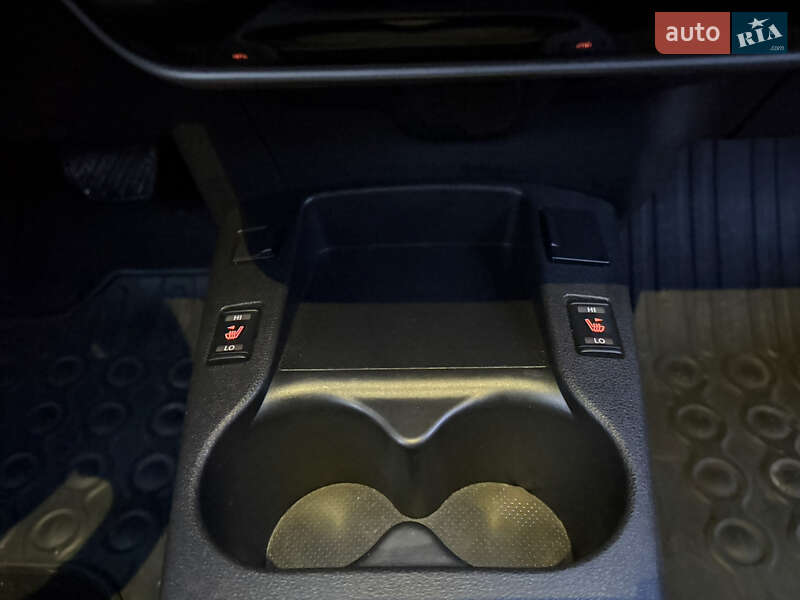 Хэтчбек Nissan Leaf 2017 в Тернополе фото 38 Хэтчбек Nissan Leaf 2017 в Тернополе