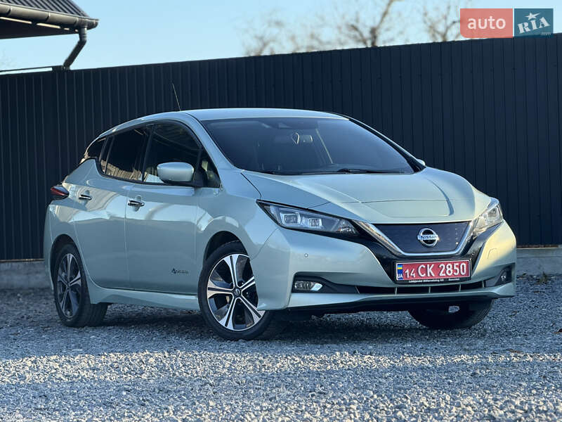 Хэтчбек Nissan Leaf 2018 в Дрогобыче фото Хэтчбек Nissan Leaf 2018 в Дрогобыче