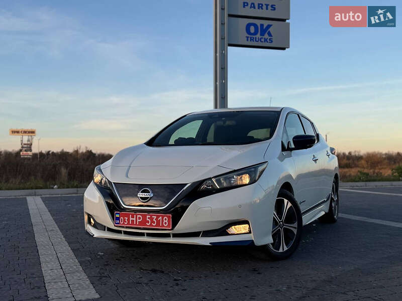 Хэтчбек Nissan Leaf 2018 в Львове