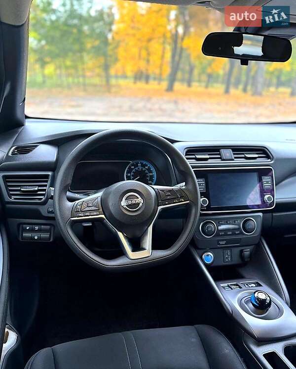 Хэтчбек Nissan Leaf 2022 в Кропивницком фото 3 Хэтчбек Nissan Leaf 2022 в Кропивницком
