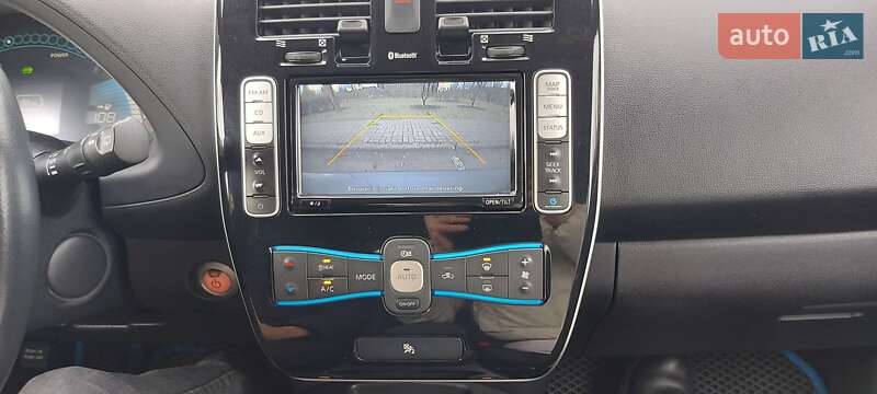 Хэтчбек Nissan Leaf 2015 в Кривом Роге фото 10 Хэтчбек Nissan Leaf 2015 в Кривом Роге