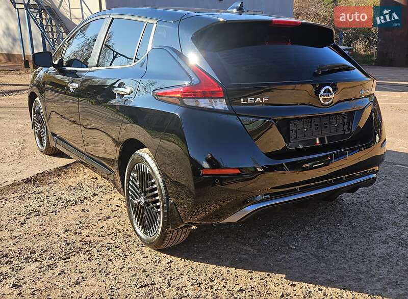 Хетчбек Nissan Leaf 2024 в Кривому Розі фото 7 Хетчбек Nissan Leaf 2024 в Кривому Розі