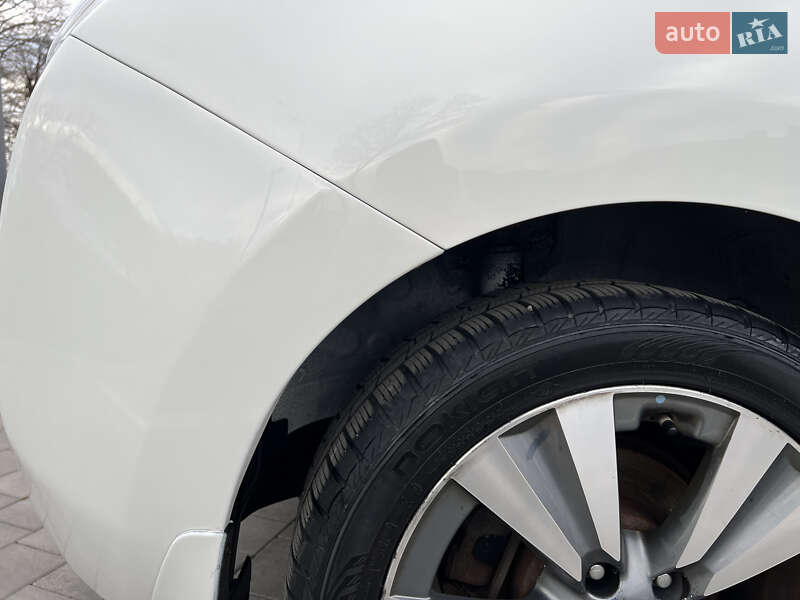 Хэтчбек Nissan Leaf 2013 в Виннице