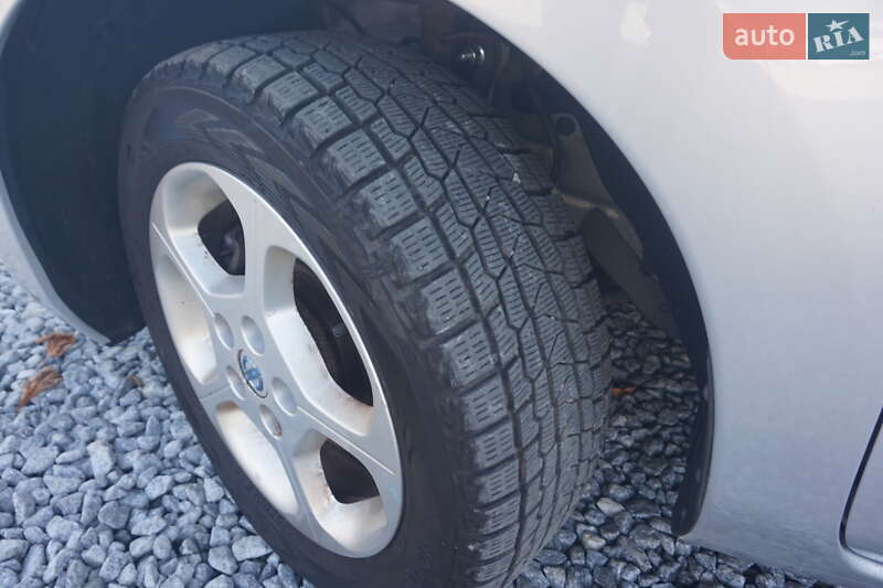 Хэтчбек Nissan Leaf 2013 в Самборе фото 59 Хэтчбек Nissan Leaf 2013 в Самборе