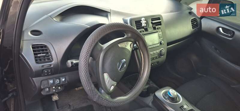 Хэтчбек Nissan Leaf 2016 в Днепре фото 15 Хэтчбек Nissan Leaf 2016 в Днепре