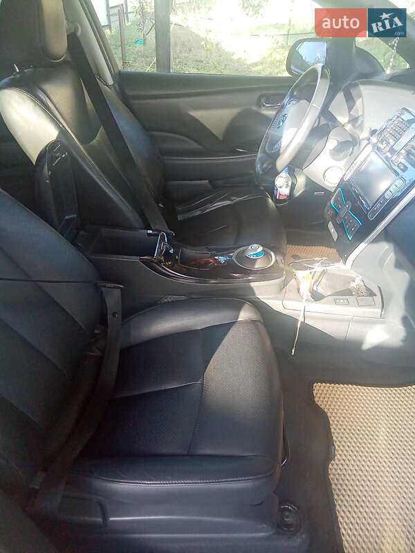 Хэтчбек Nissan Leaf 2017 в Кропивницком фото 6 Хэтчбек Nissan Leaf 2017 в Кропивницком