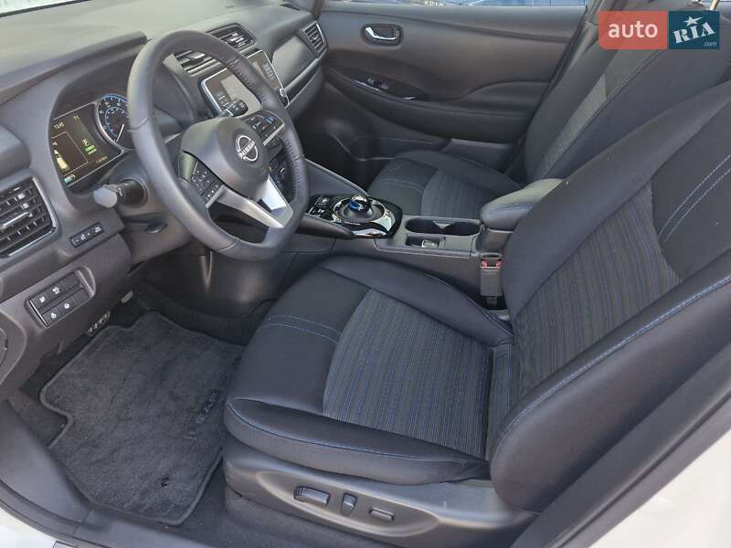 Хэтчбек Nissan Leaf 2023 в Николаеве фото 18 Хэтчбек Nissan Leaf 2023 в Николаеве