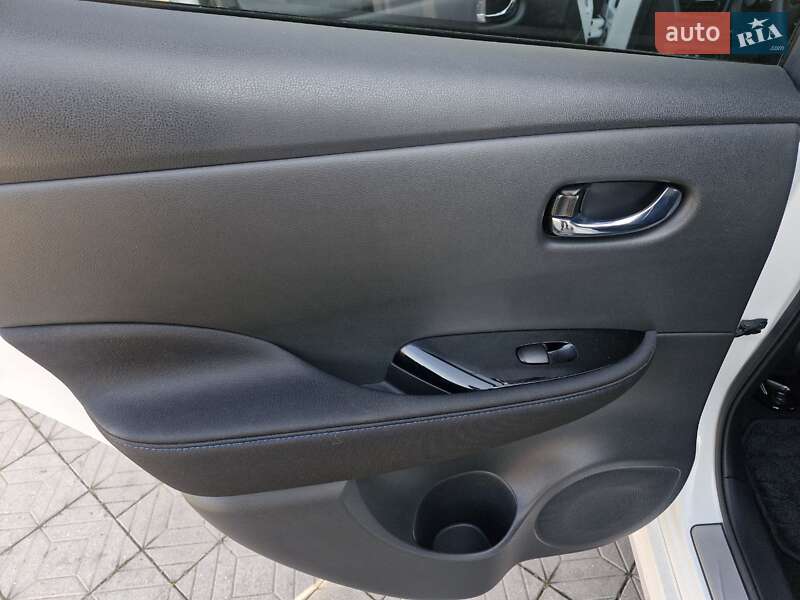 Хэтчбек Nissan Leaf 2023 в Николаеве фото 14 Хэтчбек Nissan Leaf 2023 в Николаеве