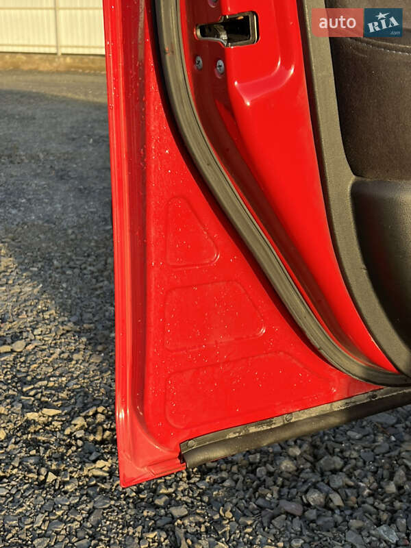 Хэтчбек Nissan Leaf 2017 в Луцке фото 18 Хэтчбек Nissan Leaf 2017 в Луцке