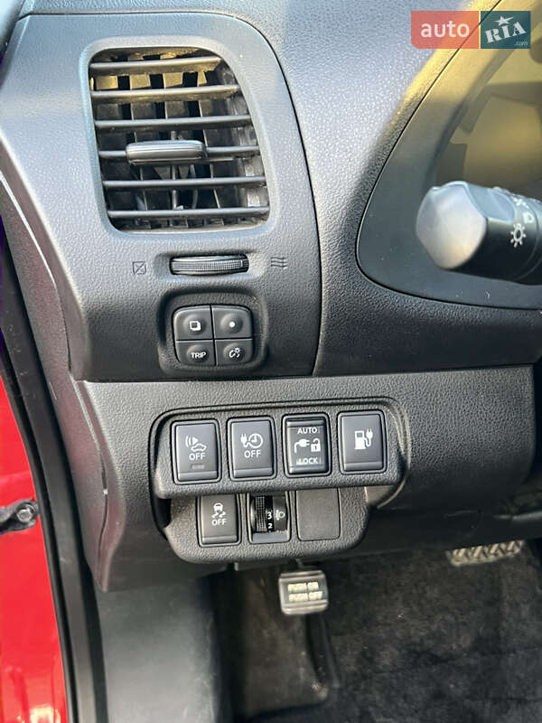 Хэтчбек Nissan Leaf 2017 в Луцке фото 23 Хэтчбек Nissan Leaf 2017 в Луцке