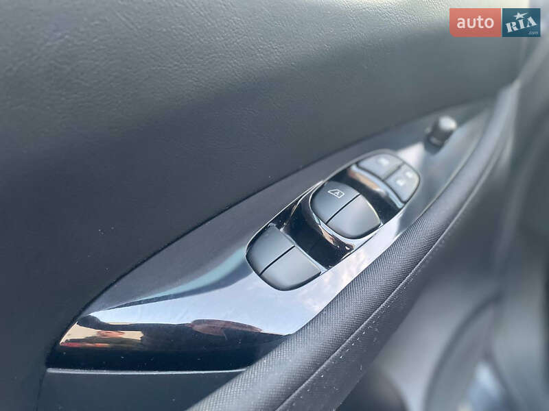 Хэтчбек Nissan Leaf 2020 в Луцке фото 32 Хэтчбек Nissan Leaf 2020 в Луцке