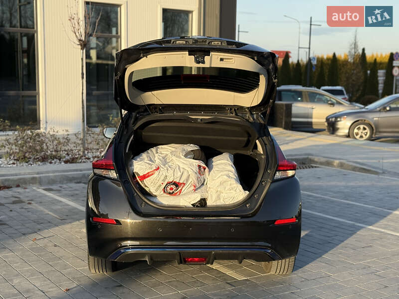 Хэтчбек Nissan Leaf 2018 в Городке фото 10 Хэтчбек Nissan Leaf 2018 в Городке