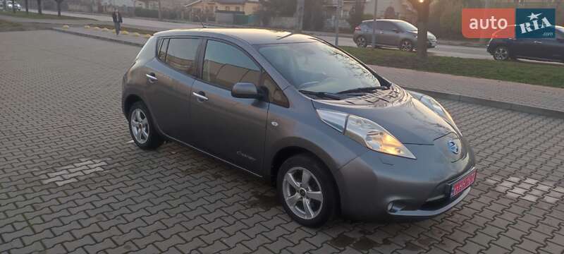 Хэтчбек Nissan Leaf 2013 в Ивано-Франковске фото 2 Хэтчбек Nissan Leaf 2013 в Ивано-Франковске