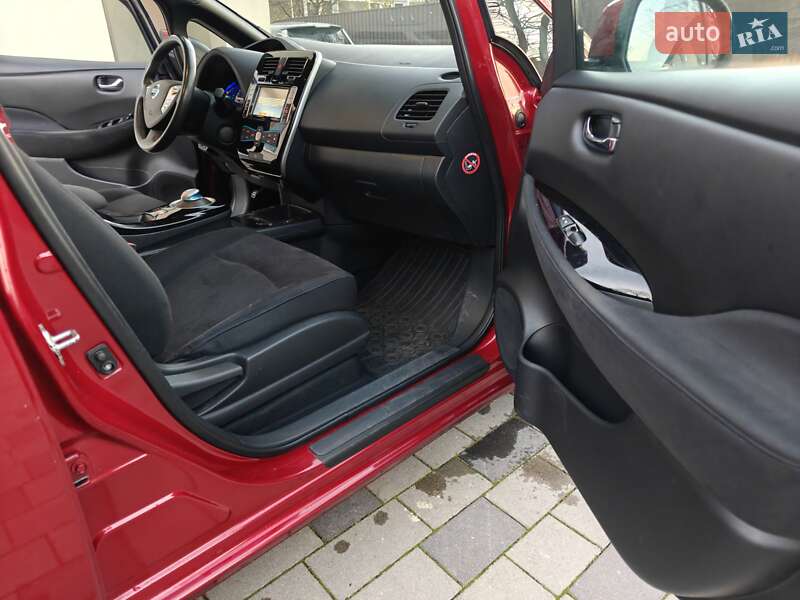 Хэтчбек Nissan Leaf 2017 в Ивано-Франковске фото 17 Хэтчбек Nissan Leaf 2017 в Ивано-Франковске