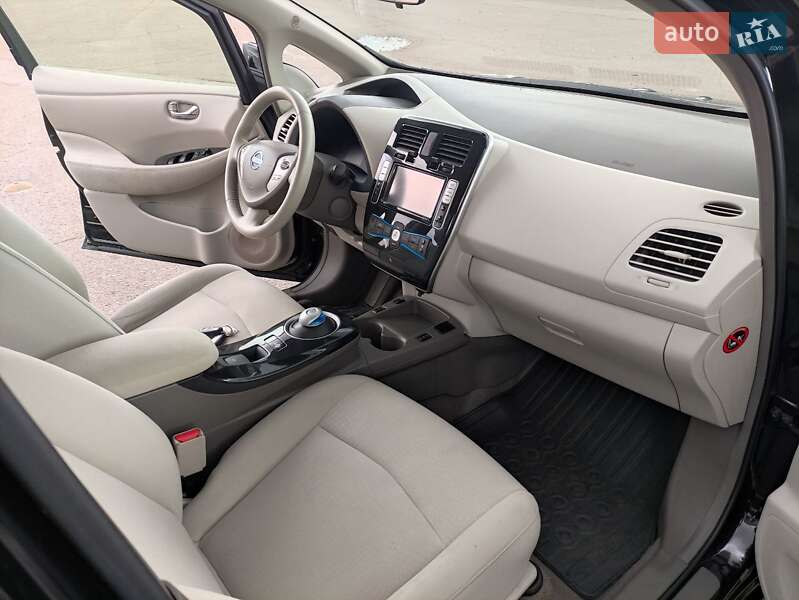 Хэтчбек Nissan Leaf 2012 в Умани фото 18 Хэтчбек Nissan Leaf 2012 в Умани