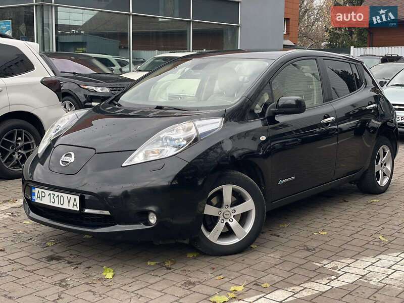 Хэтчбек Nissan Leaf 2012 в Днепре