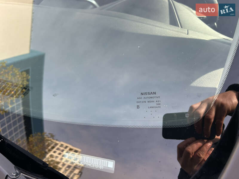 Хэтчбек Nissan Leaf 2017 в Киеве