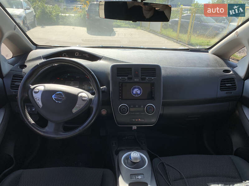 Хэтчбек Nissan Leaf 2015 в Львове фото 10 Хэтчбек Nissan Leaf 2015 в Львове