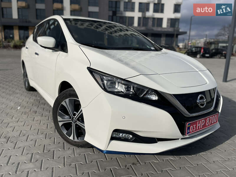 Хэтчбек Nissan Leaf 2020 в Кропивницком