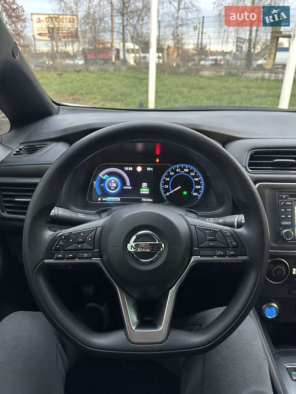 Хэтчбек Nissan Leaf 2018 в Житомире фото 19 Хэтчбек Nissan Leaf 2018 в Житомире
