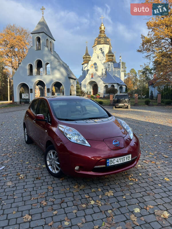 Хэтчбек Nissan Leaf 2012 в Львове фото Хэтчбек Nissan Leaf 2012 в Львове