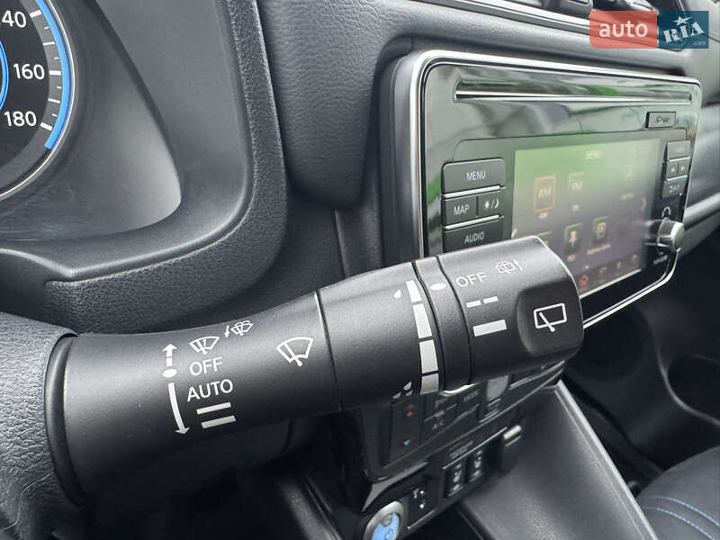 Хэтчбек Nissan Leaf 2018 в Луцке