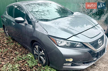 Хэтчбек Nissan Leaf 2018 в Киеве