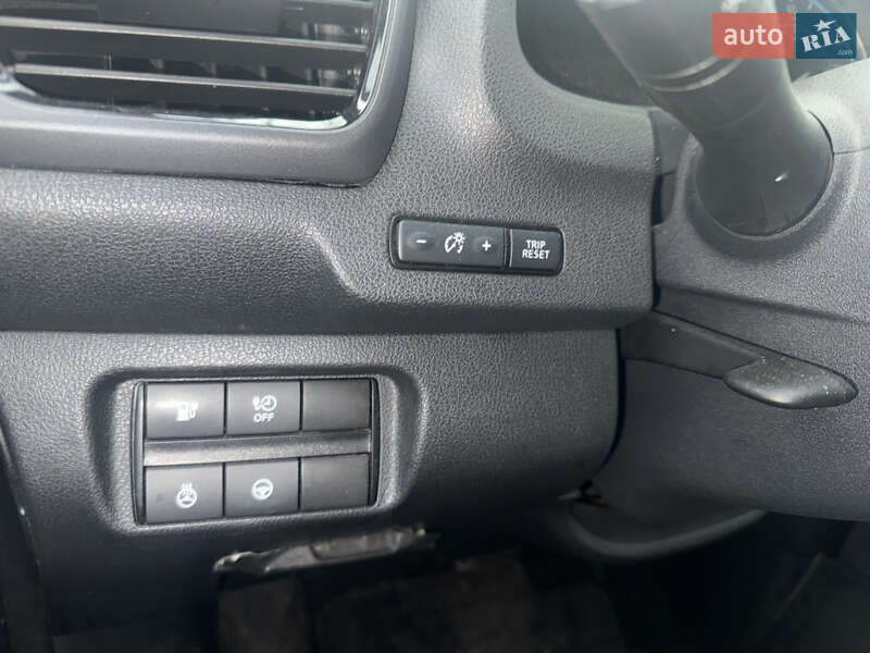 Хэтчбек Nissan Leaf 2018 в Киеве