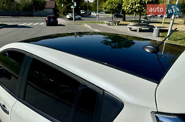 Хэтчбек Nissan Leaf 2014 в Виннице