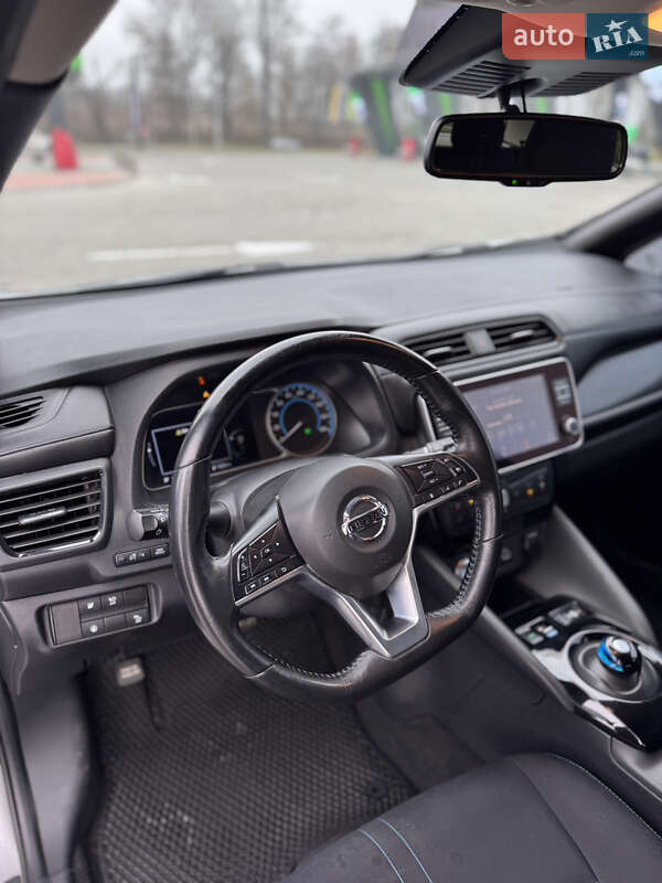 Хетчбек Nissan Leaf 2019 в Вінниці фото 25 Хетчбек Nissan Leaf 2019 в Вінниці