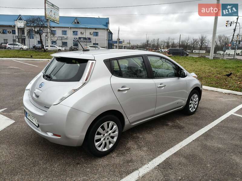 Хэтчбек Nissan Leaf 2014 в Житомире фото 5 Хэтчбек Nissan Leaf 2014 в Житомире