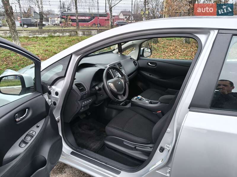 Хэтчбек Nissan Leaf 2014 в Житомире фото 16 Хэтчбек Nissan Leaf 2014 в Житомире
