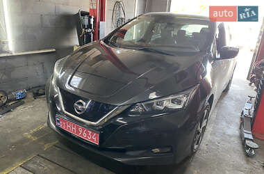 Хетчбек Nissan Leaf 2018 в Миколаєві