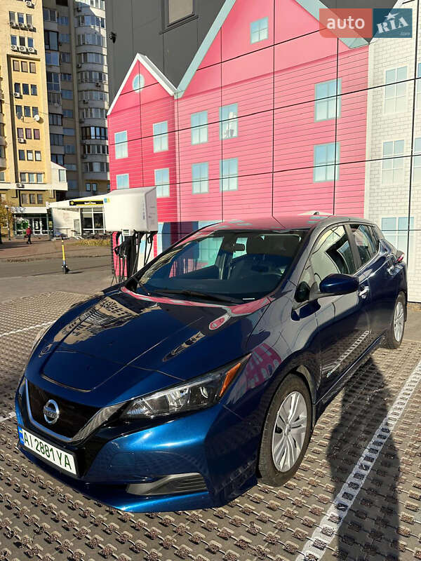 Хетчбек Nissan Leaf 2018 в Києві