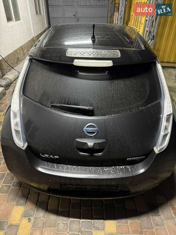 Хэтчбек Nissan Leaf 2012 в Умани фото 18 Хэтчбек Nissan Leaf 2012 в Умани