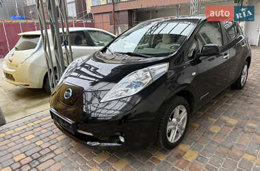 Хэтчбек Nissan Leaf 2012 в Умани