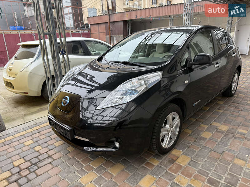Хэтчбек Nissan Leaf 2012 в Умани фото 25 Хэтчбек Nissan Leaf 2012 в Умани