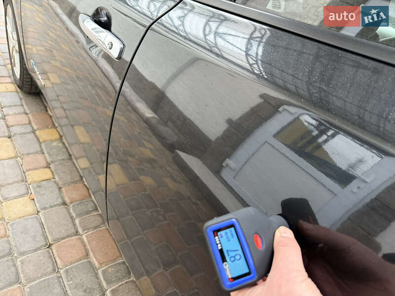 Хэтчбек Nissan Leaf 2012 в Умани фото 62 Хэтчбек Nissan Leaf 2012 в Умани