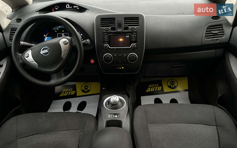 Хэтчбек Nissan Leaf 2016 в Мукачево