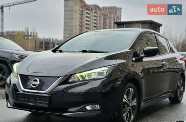 Хэтчбек Nissan Leaf 2018 в Киеве