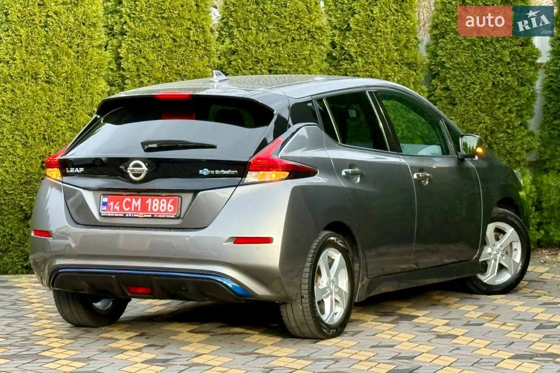 2021 Nissan Leaf - мініатюра 10