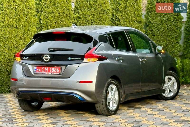 Хэтчбек Nissan Leaf 2021 в Самборе