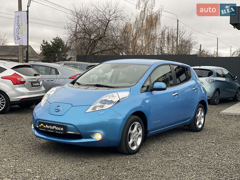 Хэтчбек Nissan Leaf 2011 в Луцке