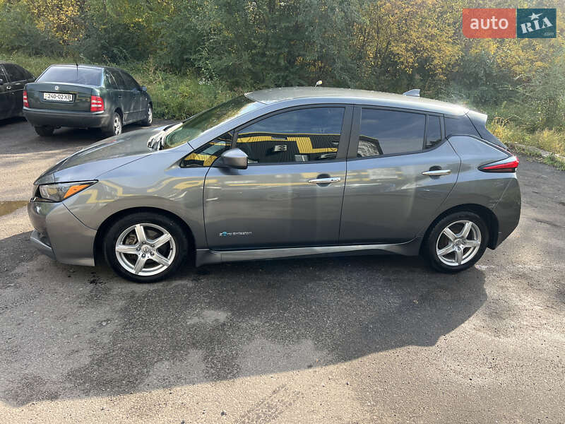 Хетчбек Nissan Leaf 2018 в Харкові