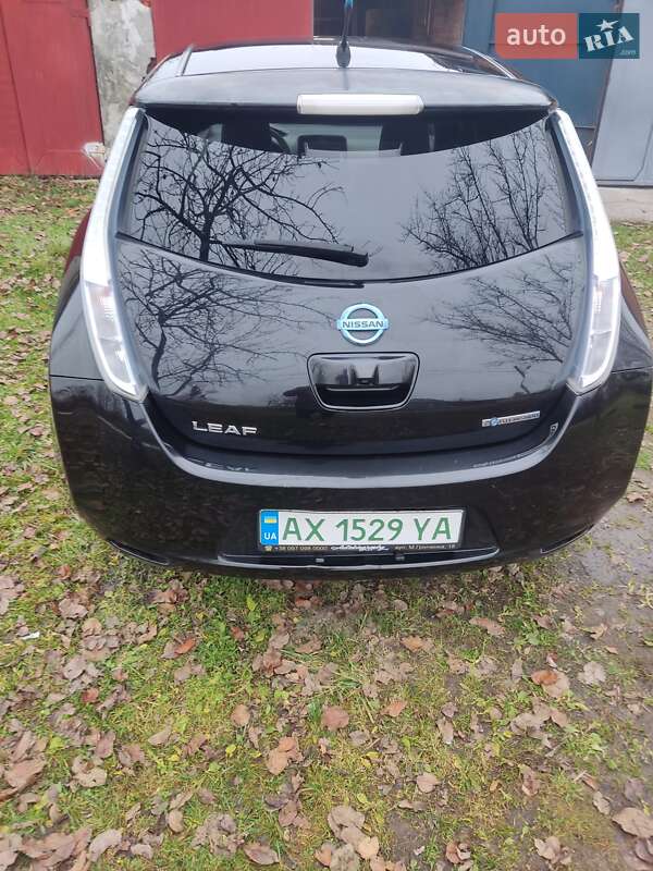 Хэтчбек Nissan Leaf 2011 в Харькове