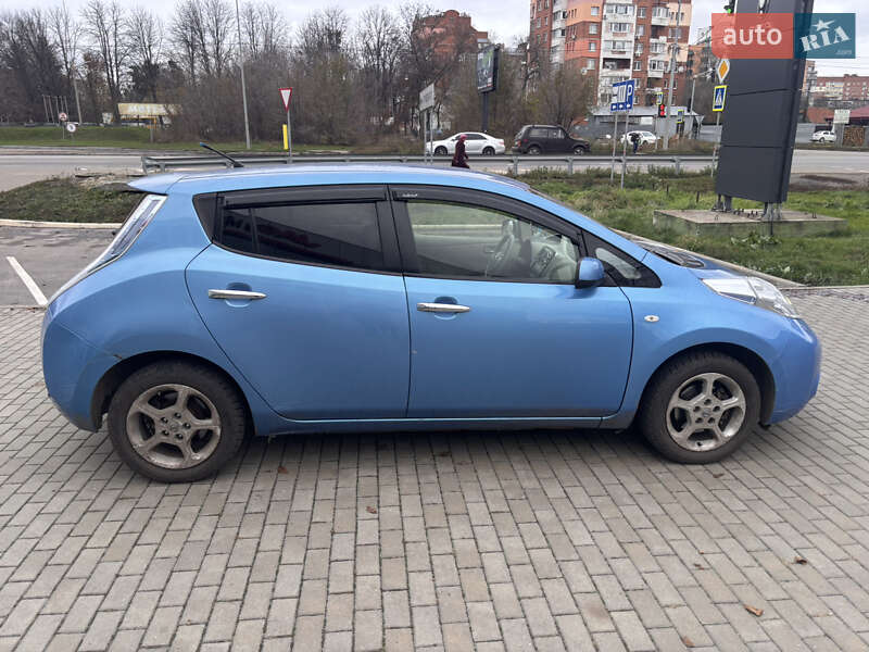 Хэтчбек Nissan Leaf 2012 в Полтаве фото 10 Хэтчбек Nissan Leaf 2012 в Полтаве