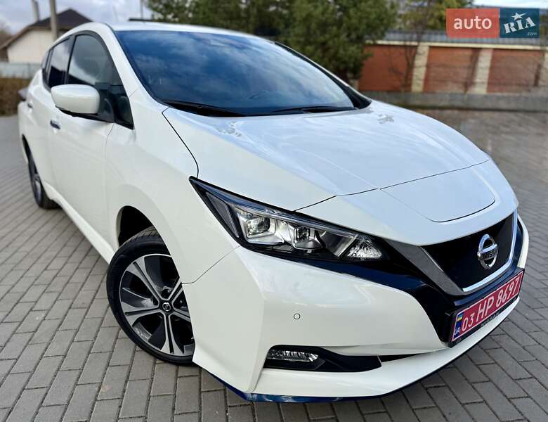 Хэтчбек Nissan Leaf 2021 в Бердичеве