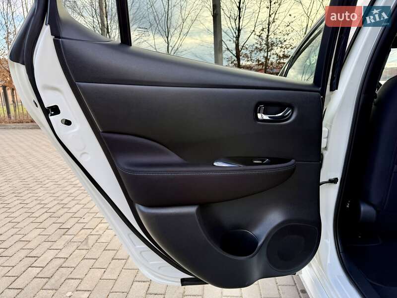 Хэтчбек Nissan Leaf 2021 в Бердичеве